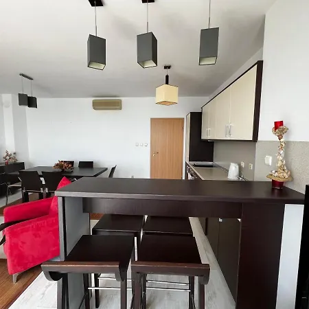 Modern Beachfront With Pool Apartament