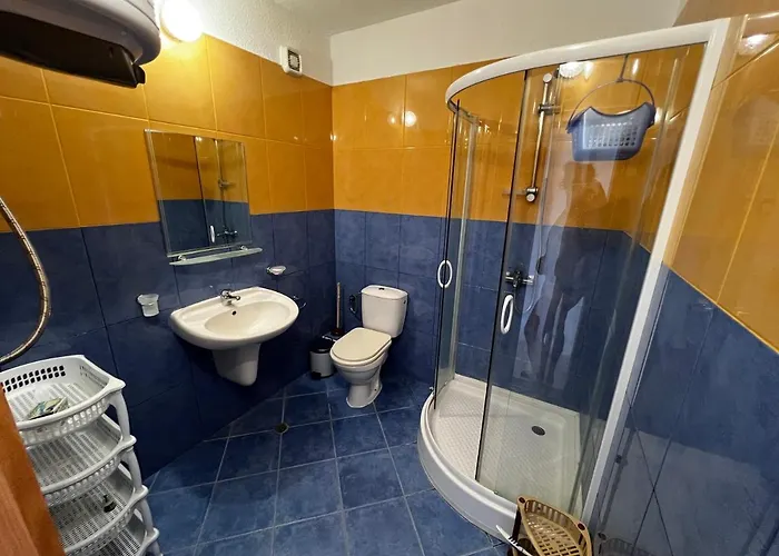 Apartament Modern Beachfront With Pool *