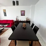 Apartament Modern Beachfront With Pool *