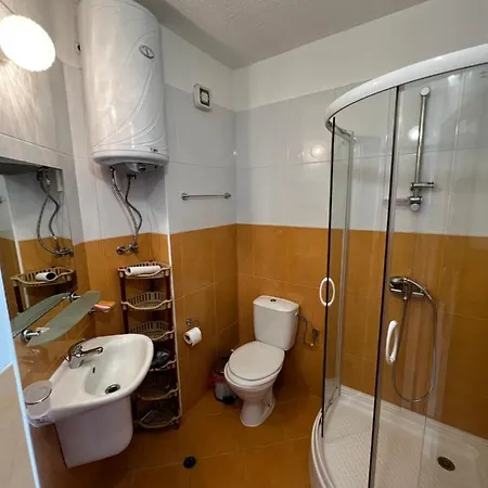 Apartament Modern Beachfront With Pool *
