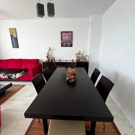 Apartament Modern Beachfront With Pool *