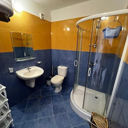 Apartament Modern Beachfront With Pool *