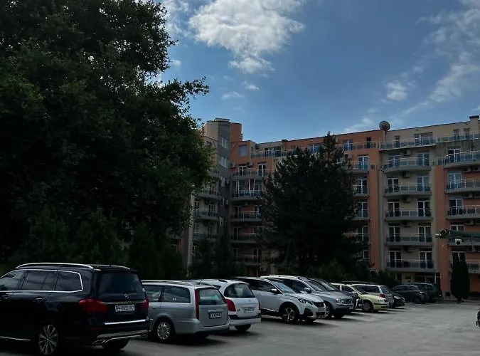 Modern Beachfront With Pool Apartamento