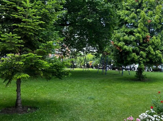 Modern Beachfront With Pool Apartamento