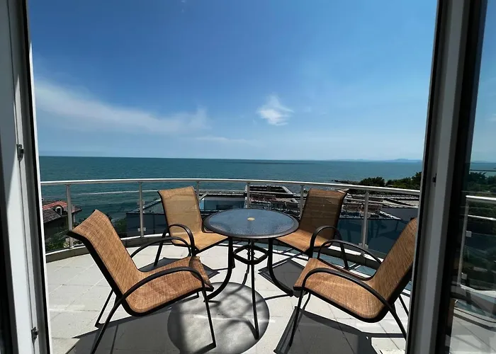 Modern Beachfront With Pool * Ravda