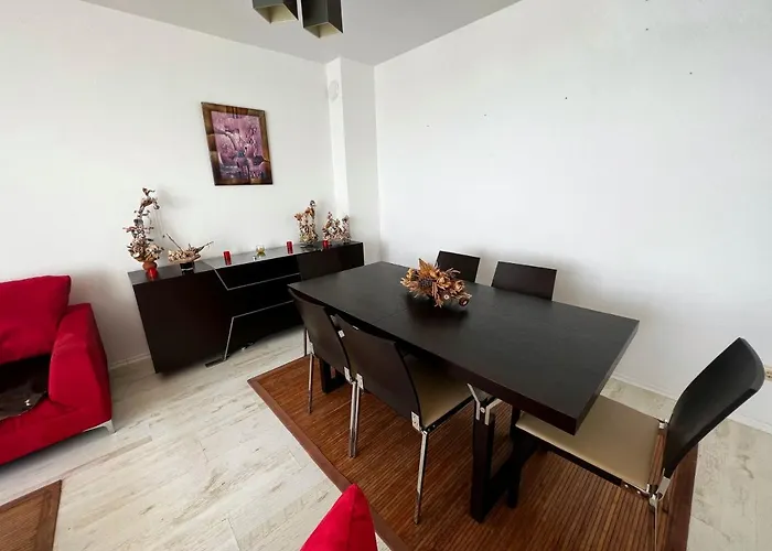 Apartamento Modern Beachfront With Pool *