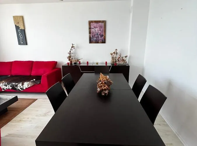 Apartamento Modern Beachfront With Pool *